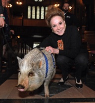 Petunia Pig on a photo shoot with Cindy Adams on 5th Ave in NYC.